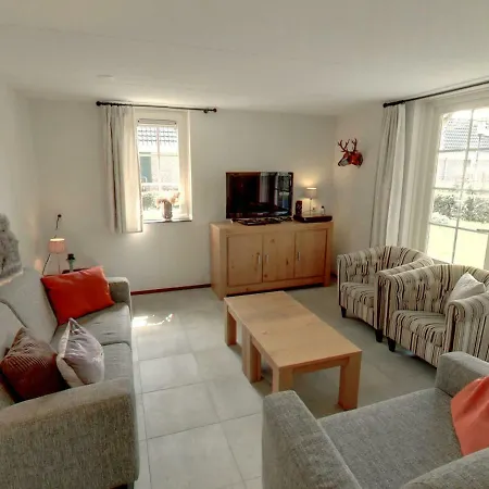 Holiday home Holiday De Ijsvogel.3 Voorthuizen