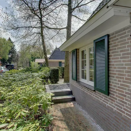 Holiday De Ijsvogel.3 Holiday home *